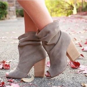 Chinese Laundry Peep Toe Slouch Booties - 11